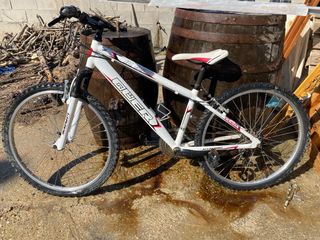 Bicicleta de Montaña GUER