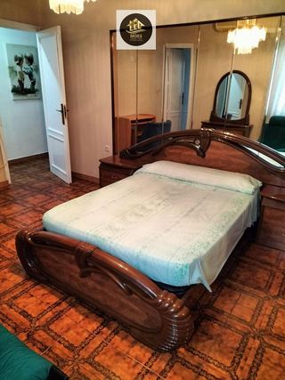 Piso en venta en Linares