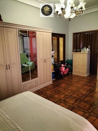 Piso en venta en Linares