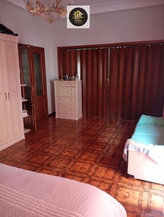 Piso en venta en Linares