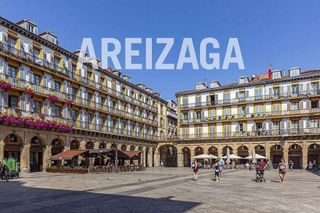 Piso en venta en Parte Vieja en San Sebastián-Donostia