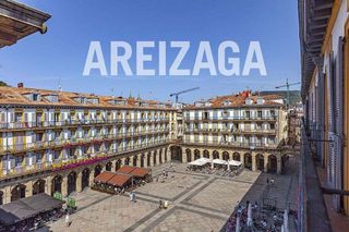 Piso en venta en Parte Vieja en San Sebastián-Donostia