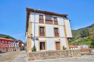Piso en venta en Salas