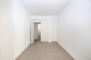 Piso en venta en Pajaritos - Plaza de Toros en Granada