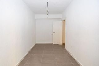 Piso en venta en Pajaritos - Plaza de Toros en Granada