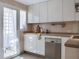 Ático en venta en Nueva Andalucía centro en Marbella