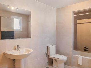 Ático en venta en Nueva Andalucía centro en Marbella