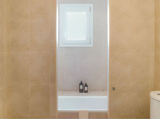 Ático en venta en Nueva Andalucía centro en Marbella