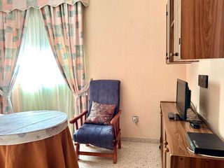 Piso en venta en Colores - Entreparques en Sevilla
