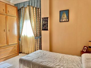 Piso en venta en Colores - Entreparques en Sevilla
