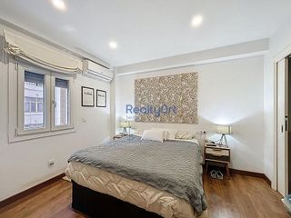 Piso en venta en Los Remedios en Sevilla