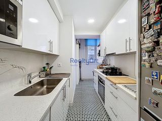Piso en venta en Los Remedios en Sevilla
