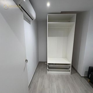 Piso en venta en El Barral Ferial en Coslada