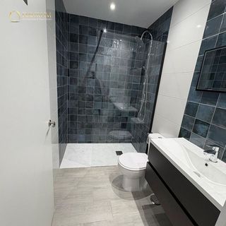 Piso en venta en El Barral Ferial en Coslada