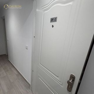 Piso en venta en El Barral Ferial en Coslada