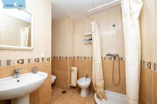 Piso en venta en Camino de Ronda - Rosaleda en Granada