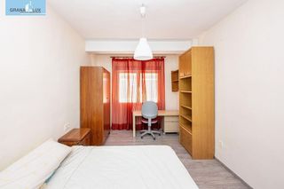 Piso en venta en Camino de Ronda - Rosaleda en Granada