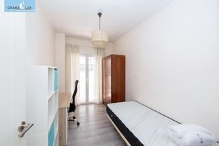 Piso en venta en Camino de Ronda - Rosaleda en Granada