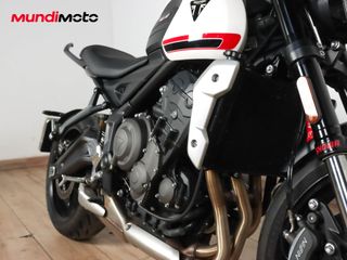 TRIUMPH TRIDENT 660