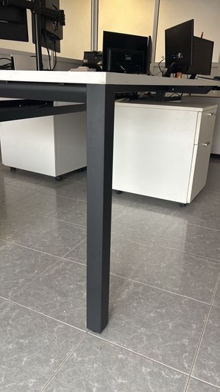 Mesas de oficina juntas (4 unidades)