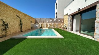 Chalet en venta en Cala de Finestrat en Finestrat