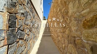 Chalet en venta en Cala de Finestrat en Finestrat