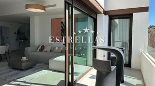 Chalet en venta en Cala de Finestrat en Finestrat