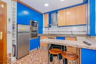 Casa adosada en venta en Bola de Oro - Serrallo en Granada