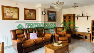 Casa adosada en venta en Olías del Rey