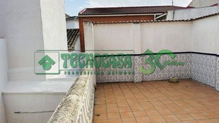 Casa adosada en venta en Olías del Rey