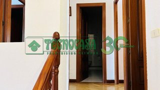 Casa adosada en venta en Olías del Rey