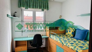 Casa adosada en venta en Olías del Rey