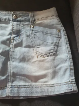 Falda vaquera corta