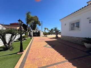 Chalet en venta en Alcantarilla