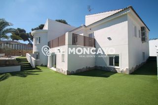 Chalet en venta en Los Balcones - Los Altos del Edén en Torrevieja