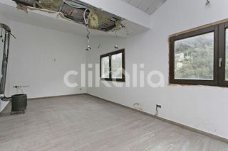 Chalet en venta en Roca del Vallès, la