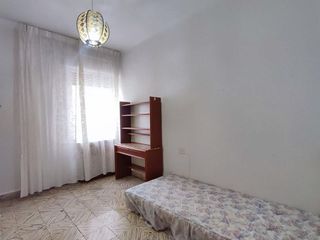 Piso en venta en Feria en Albacete