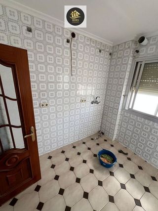 Piso en venta en Linares