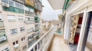 Piso en venta en Peñamefecit - Avda Barcelona en Jaén