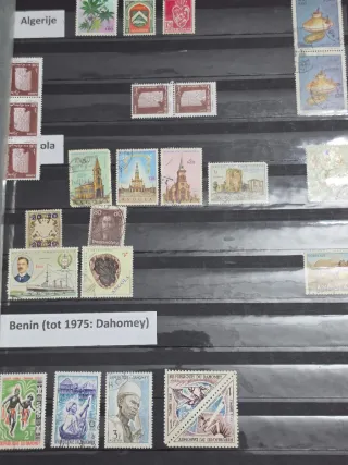 Preciosa colección de sellos de África.