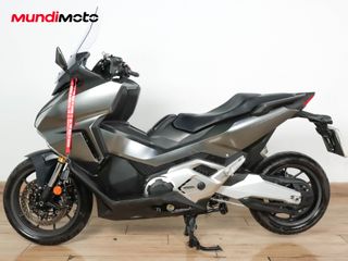 HONDA FORZA 750 A2