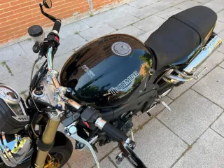 Triumph Speed Triple 1050 Negra