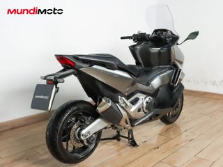 HONDA FORZA 750 A2