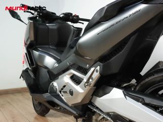 HONDA FORZA 750 A2