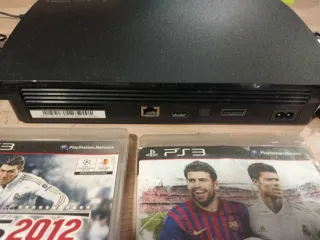 Consola PS3 Sony Negra + 2 Juegos