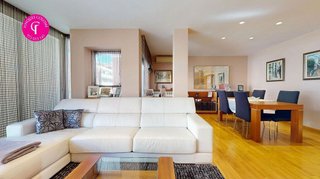 Ático en venta en Eixample Nord – La Devesa en Girona