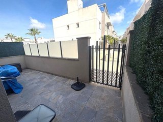 Casa adosada en venta en Nueva Torrevieja - Aguas Nuevas en Torrevieja