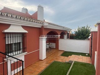 Casa en venta en Viña Málaga en Vélez-Málaga