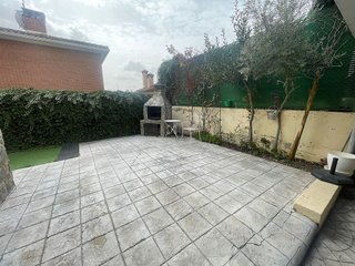 Chalet en venta en Meco pueblo en Meco