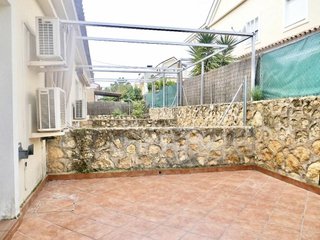 Casa adosada en venta en Montequinto en Dos Hermanas
